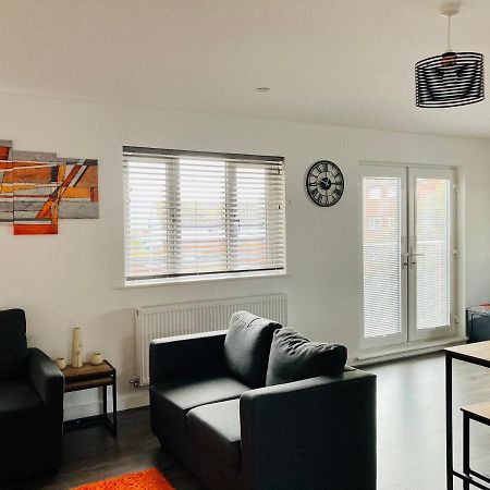 Spacious Newly Built Apartment Rhos On Sea, Colwyn Bay 외부 사진
