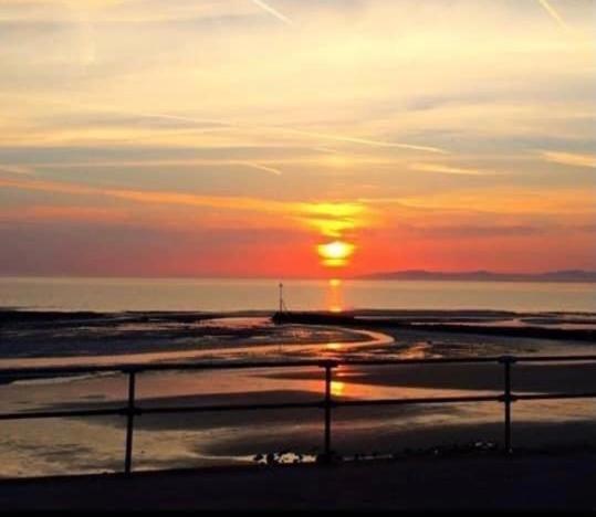 Spacious Newly Built Apartment Rhos On Sea, Colwyn Bay 외부 사진